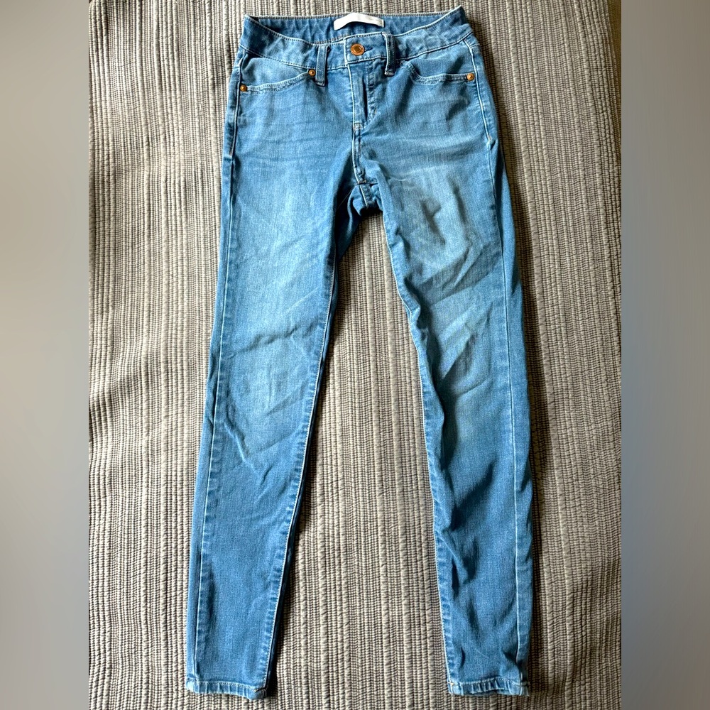 LC Lauren Conrad Super Skinny Midrise Jeans